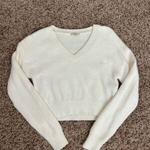 Chelsea and Violet White Cropped Knot Sweater Size XS!